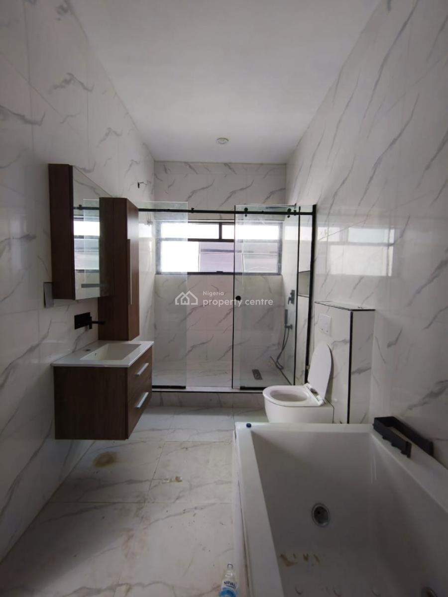 Beautifully Built 5 Bedroom Fully Detached Plus Bq, Ologolo, Lekki, Lagos, Detached Duplex for Rent