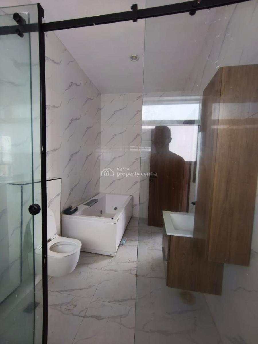 Beautifully Built 5 Bedroom Fully Detached Plus Bq, Ologolo, Lekki, Lagos, Detached Duplex for Rent