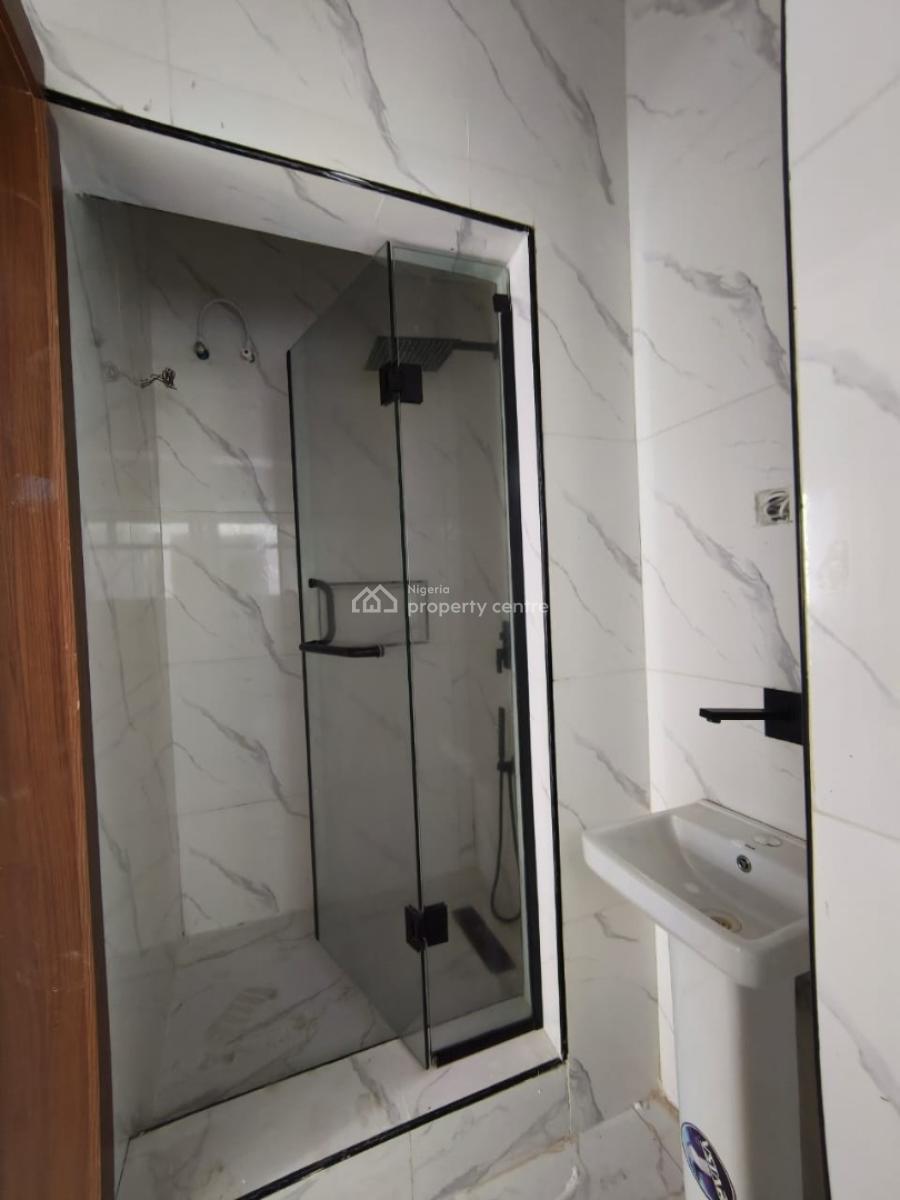 Beautifully Built 5 Bedroom Fully Detached Plus Bq, Ologolo, Lekki, Lagos, Detached Duplex for Rent