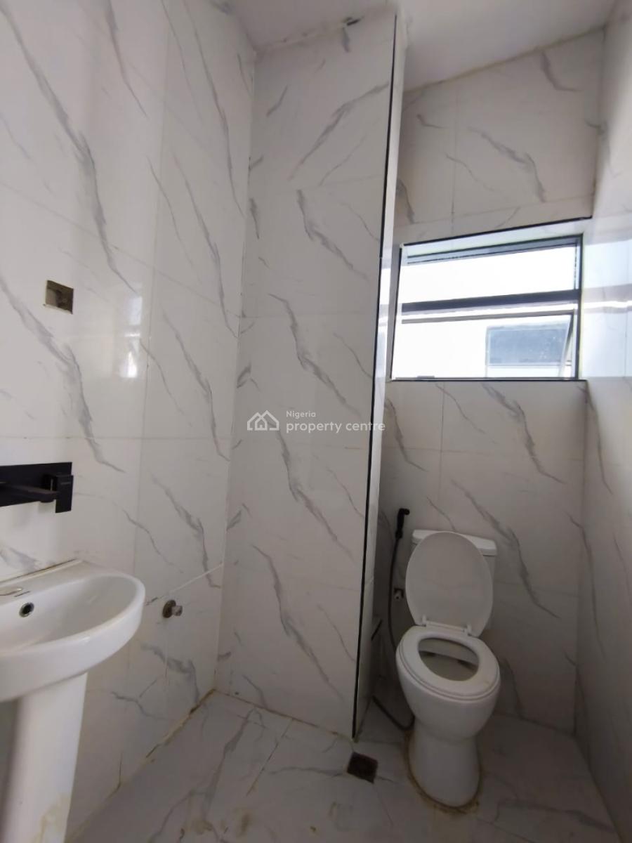 Beautifully Built 5 Bedroom Fully Detached Plus Bq, Ologolo, Lekki, Lagos, Detached Duplex for Rent