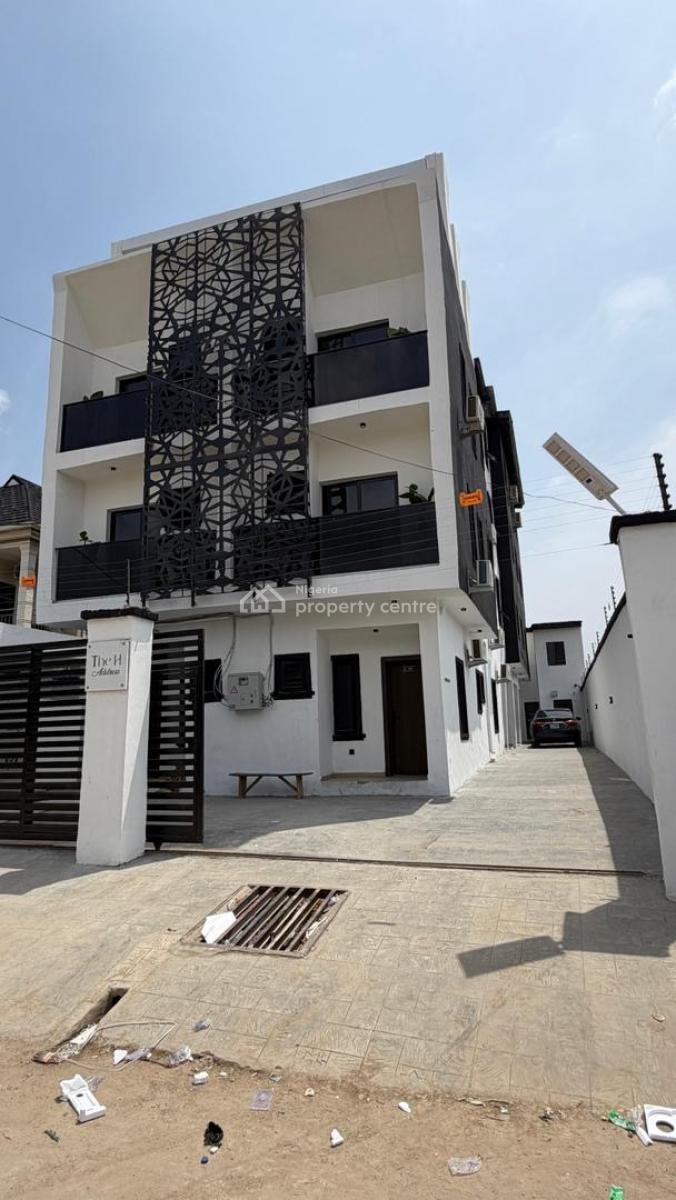 Massive 1 Bedroom Positioned in a Prime Location , Akoka Yaba, Massive 1 Bedroom in a Secured Environment, Akoka Yaba, Akoka, Yaba, Lagos, Mini Flat (room and Parlour) for Sale