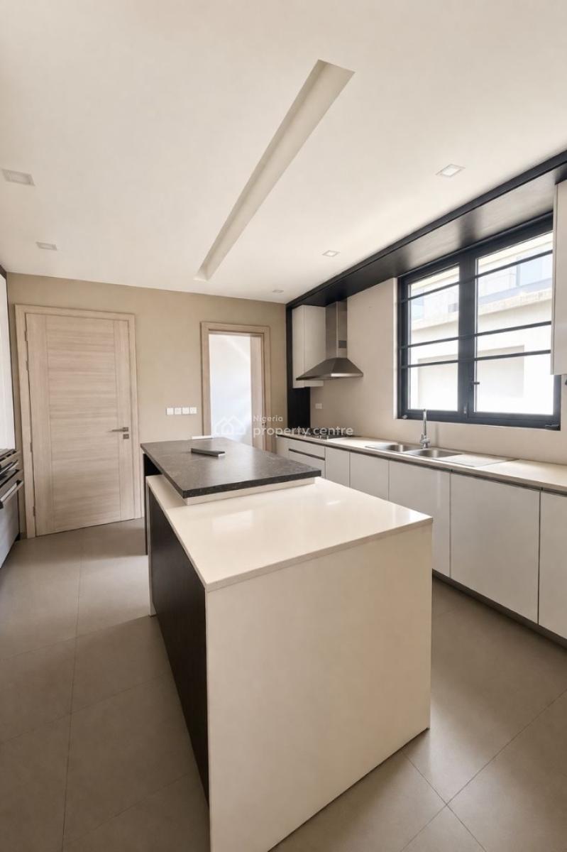 5 Bedroom Mansion with a Bq, Maitama District, Abuja, Detached Duplex for Rent