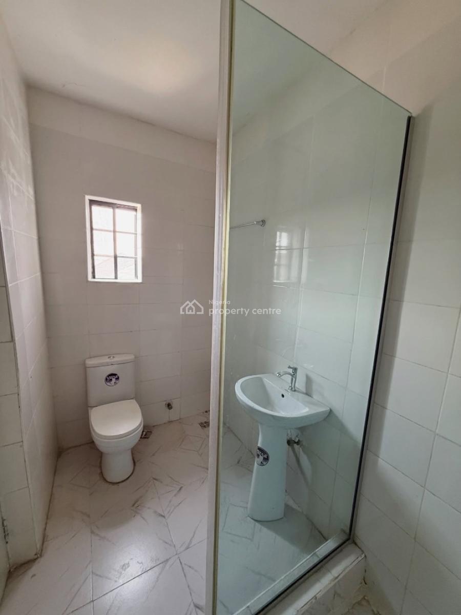 4 Bedroom Terrace Duplex with En-suite Rooms, 4 Bedroom Duplex in a Secured Estate, Ikota, Lekki, Lagos, Terraced Duplex for Rent