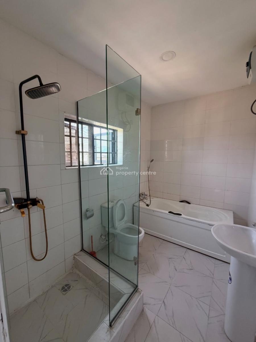 4 Bedroom Terrace Duplex with En-suite Rooms, 4 Bedroom Duplex in a Secured Estate, Ikota, Lekki, Lagos, Terraced Duplex for Rent