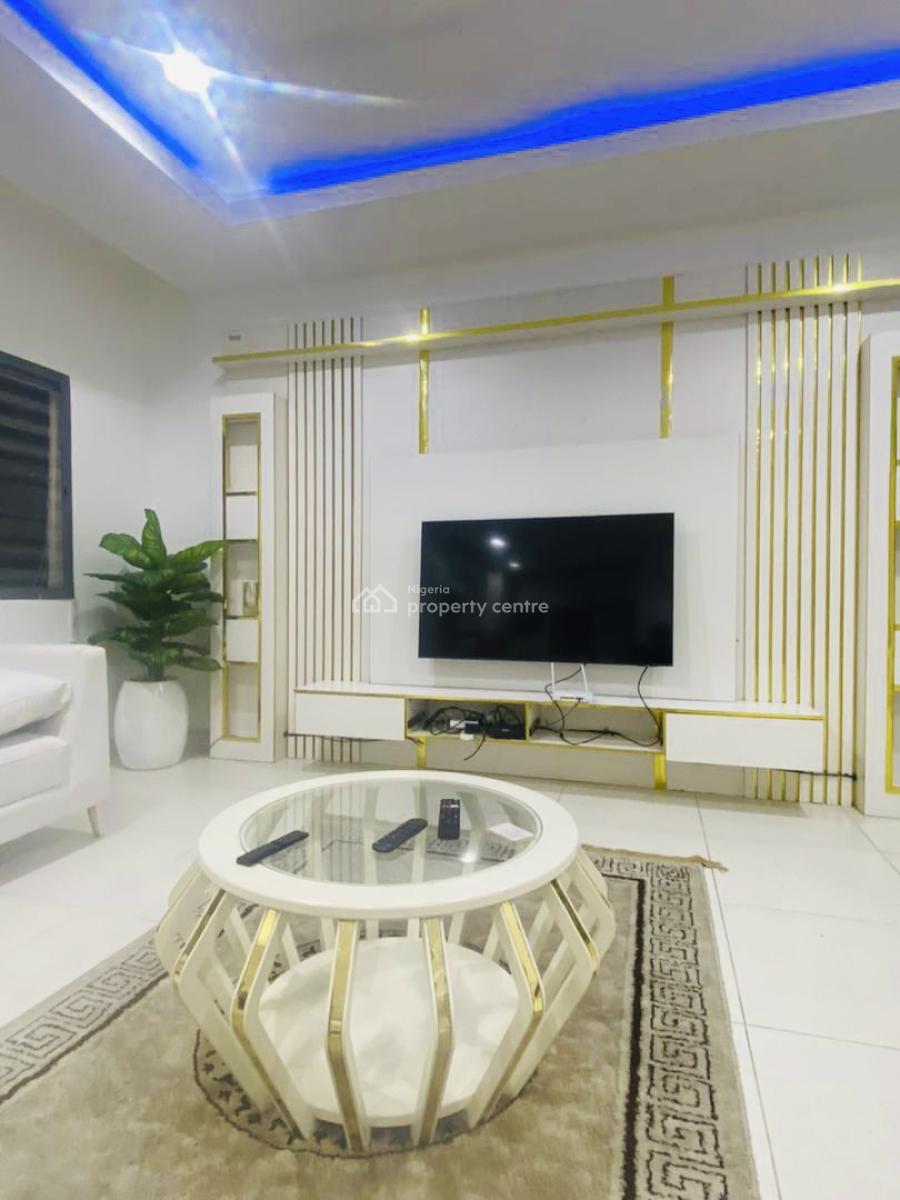 Exquisite Spacious 3 Bedroom Apartment, Lekki Phase 1, Lekki, Lagos, Flat / Apartment for Rent