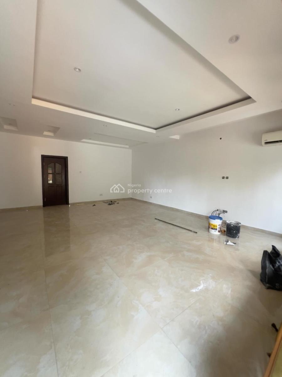 Fully Serviced 2 Bedroom Apartment, Lekki Phase 1, Lekki, Lagos, Flat / Apartment for Rent
