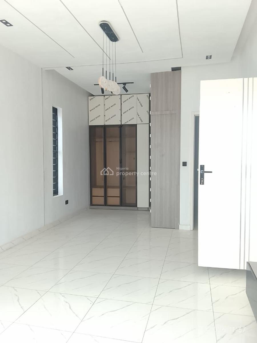 Luxurious Four (5) Bedroom Fully Detached House with Swimming Pool, Gra, Ikota, Lekki, Lagos, Detached Duplex for Sale