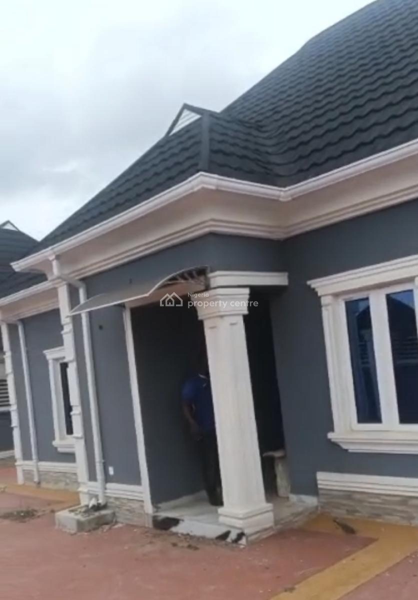 Give Away 3 Bed Duplex in Baruwa Ipaja, Baruwa, Ipaja, Lagos, Detached Bungalow for Sale