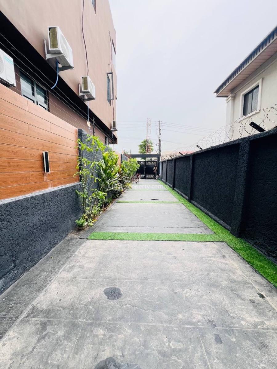 5  Bedroom Fully Detached Duplex + Bq, Lekki Phase 1, Lekki, Lagos, Detached Duplex for Sale