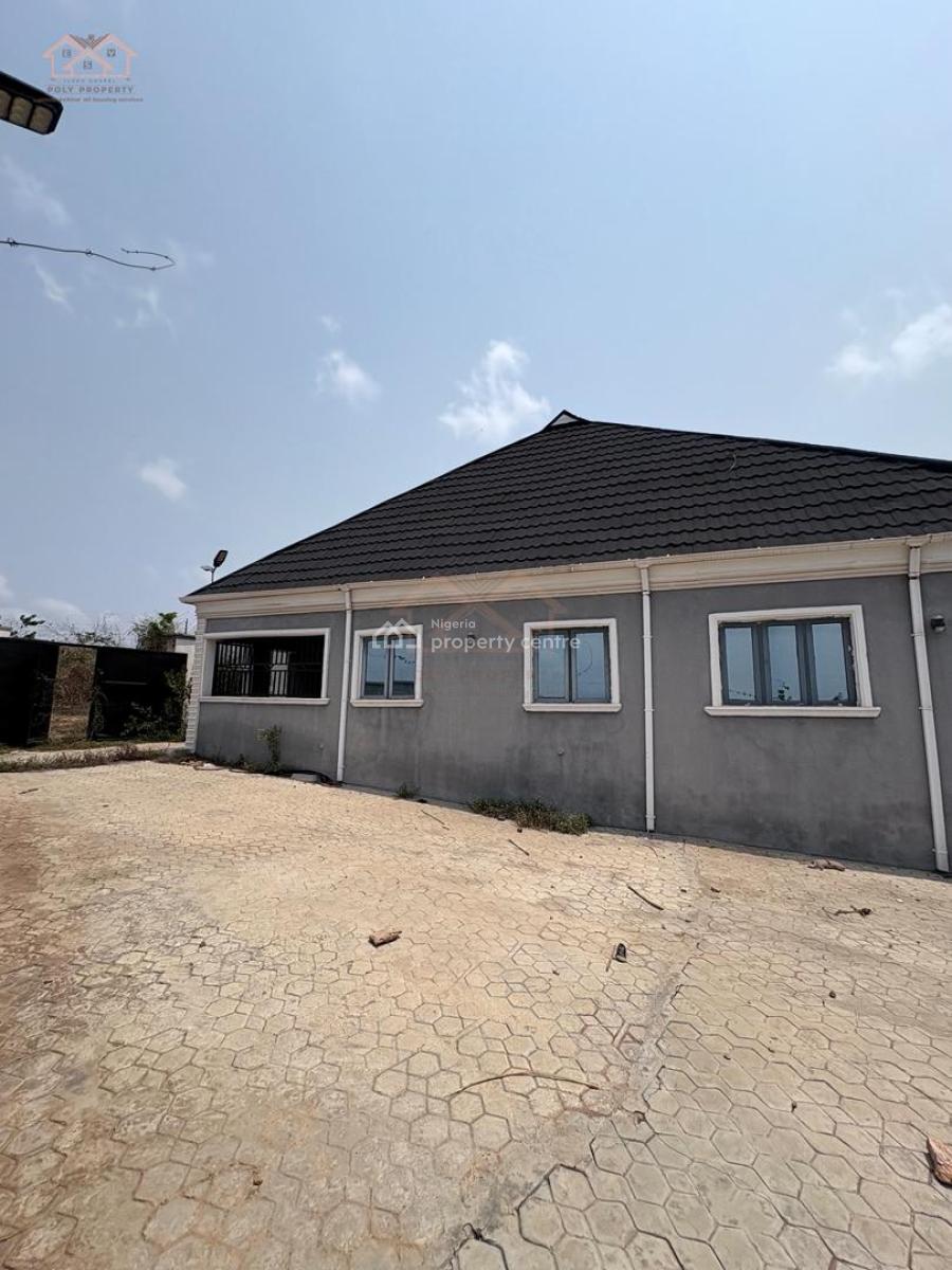 Fully Detached 3-bedroom Bungalow, Tipper Garage, Akala Express ,ibadan., Ibadan, Oyo, House for Sale
