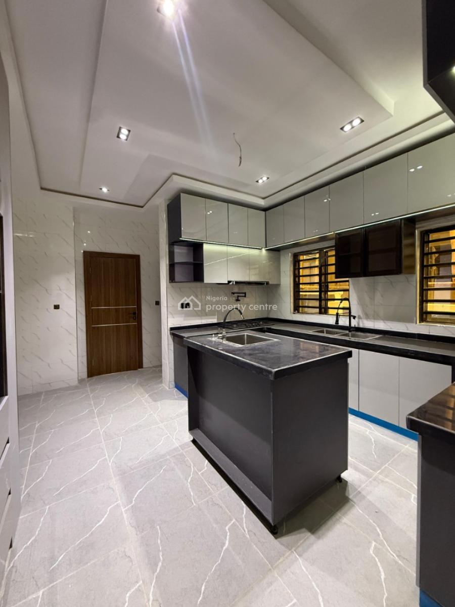 Exquisitely Finished, New & Spacious 4 Bedrooms Duplex with an Attache, Carlton Gate Estate, Beside Kolapo Ishola Gra, Ibadan, Ibadan, Oyo, House for Sale