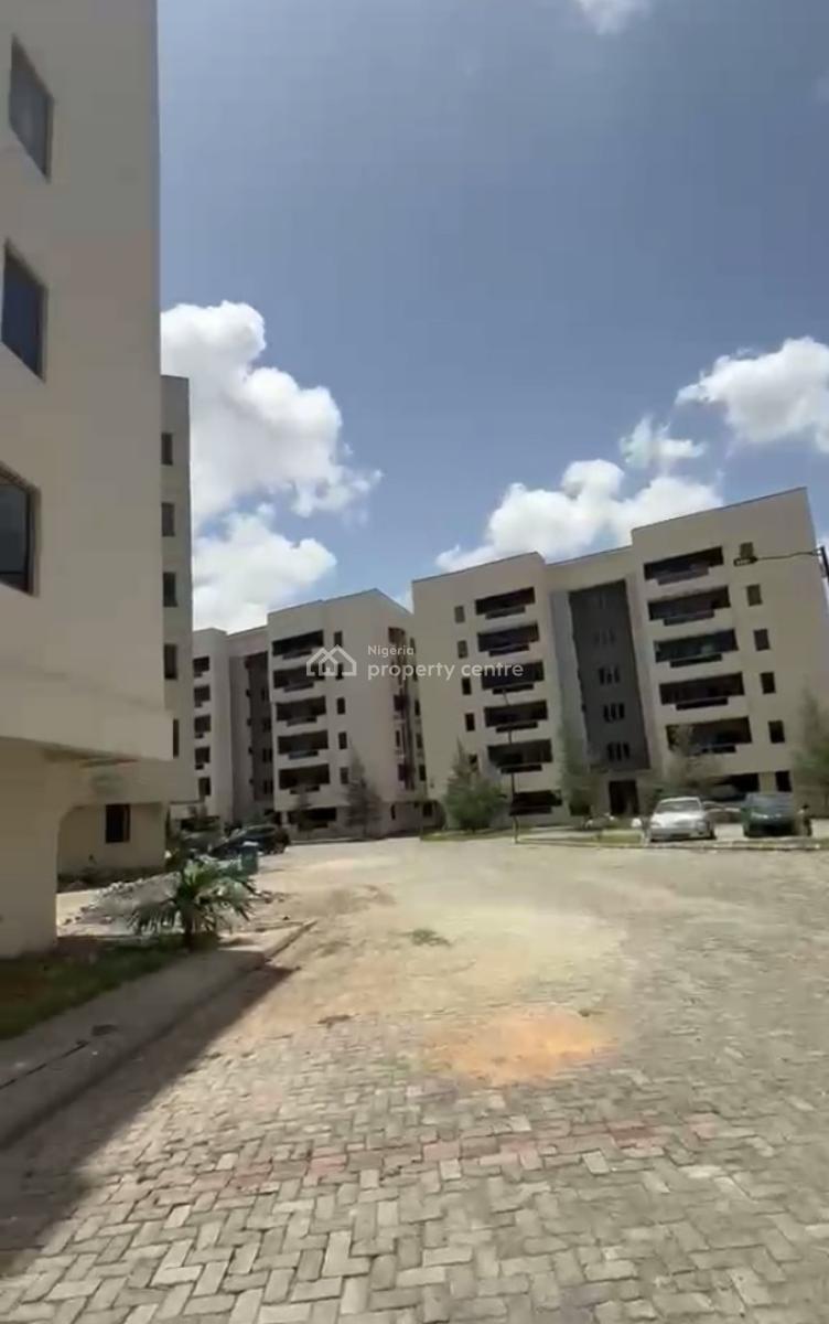 Fully Serviced Newly Built Three Bedroom Apartment, Surulere, Lagos, Flat / Apartment for Rent