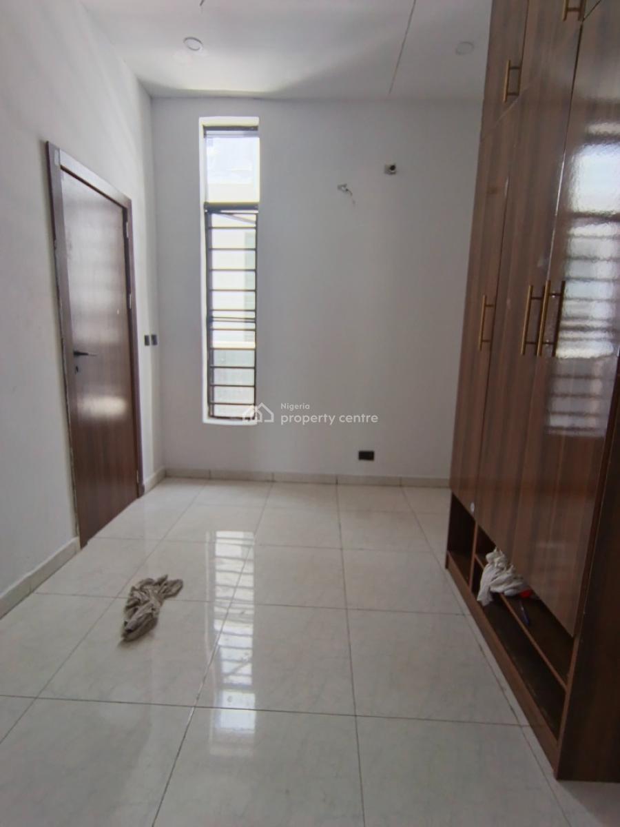 This Beautifully Built 4-bedroom Semi-detached Duplex with Bq and Sepa, Ikota, Lekki, Lagos, Semi-detached Duplex for Sale