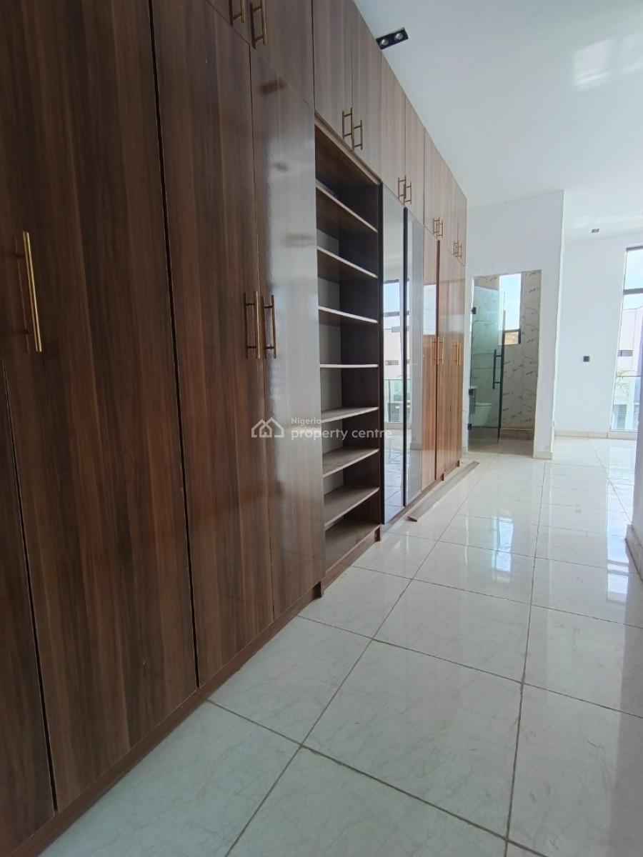 This Beautifully Built 4-bedroom Semi-detached Duplex with Bq and Sepa, Ikota, Lekki, Lagos, Semi-detached Duplex for Sale