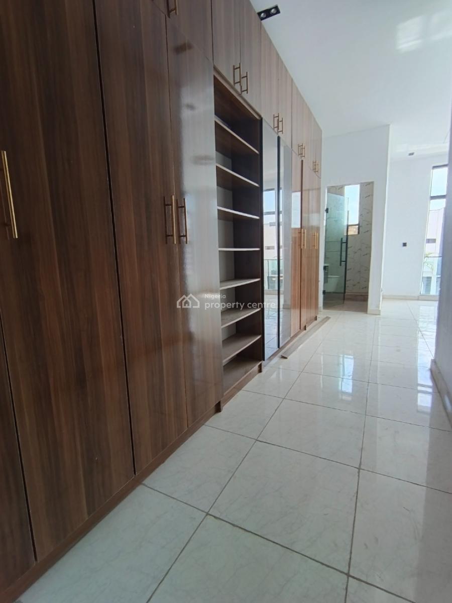 This Beautifully Built 4-bedroom Semi-detached Duplex with Bq and Sepa, Ikota, Lekki, Lagos, Semi-detached Duplex for Sale