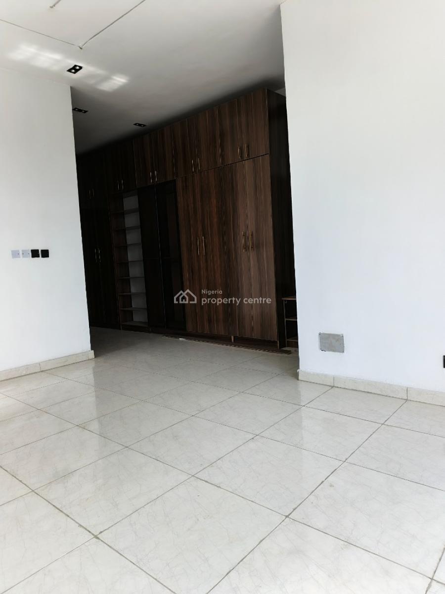 This Beautifully Built 4-bedroom Semi-detached Duplex with Bq and Sepa, Ikota, Lekki, Lagos, Semi-detached Duplex for Sale