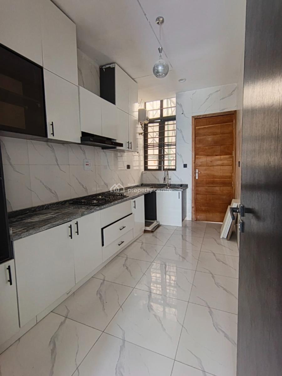 This Beautifully Built 3-bedroom Semi-detached Duplex with Separate En, Ikota, Lekki, Lagos, Semi-detached Duplex for Sale