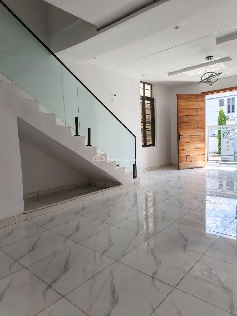 This Beautifully Built 3-bedroom Semi-detached Duplex with Separate En, Ikota, Lekki, Lagos, Semi-detached Duplex for Sale