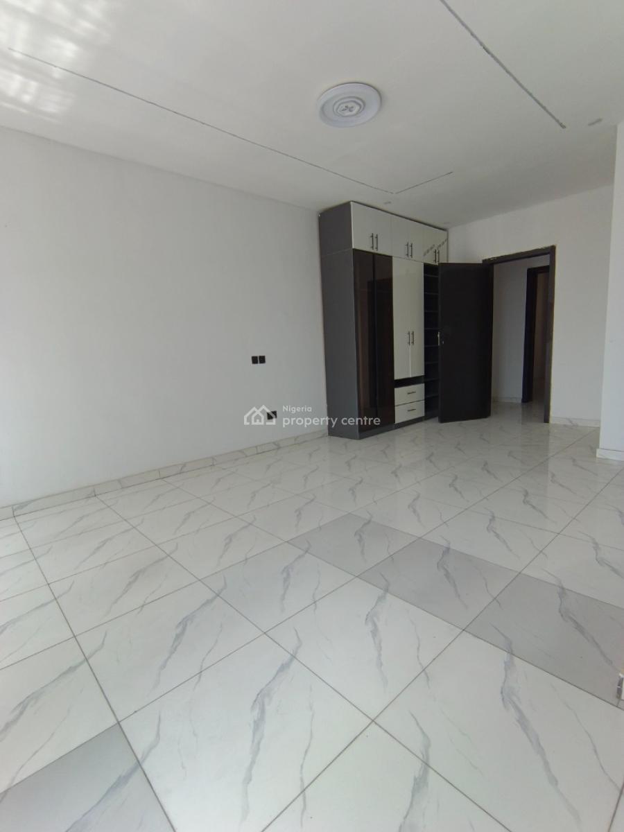 This Beautifully Built 3-bedroom Semi-detached Duplex with Separate En, Ikota, Lekki, Lagos, Semi-detached Duplex for Sale