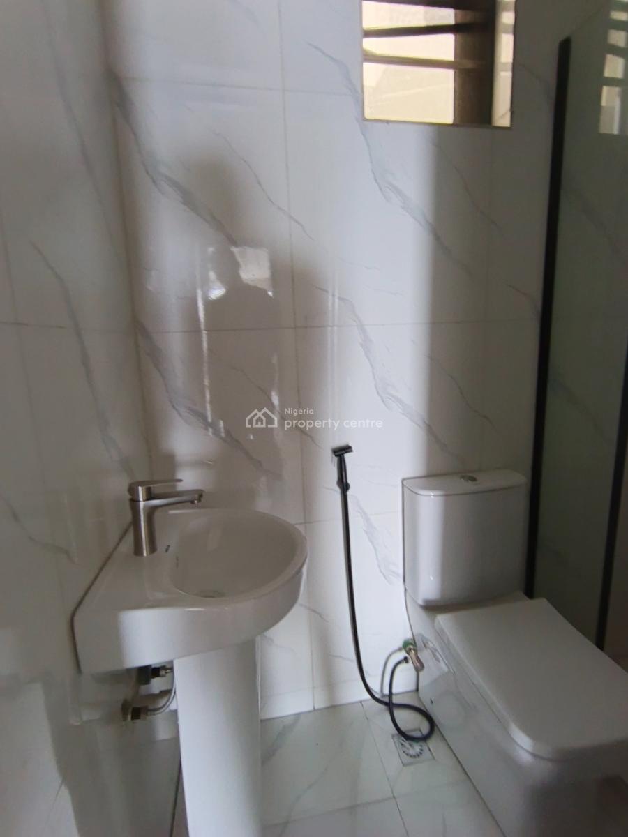 This Beautifully Built 4-bedroom Semi-detached Duplex with Separate En, Ikota, Lekki, Lagos, Semi-detached Duplex for Sale