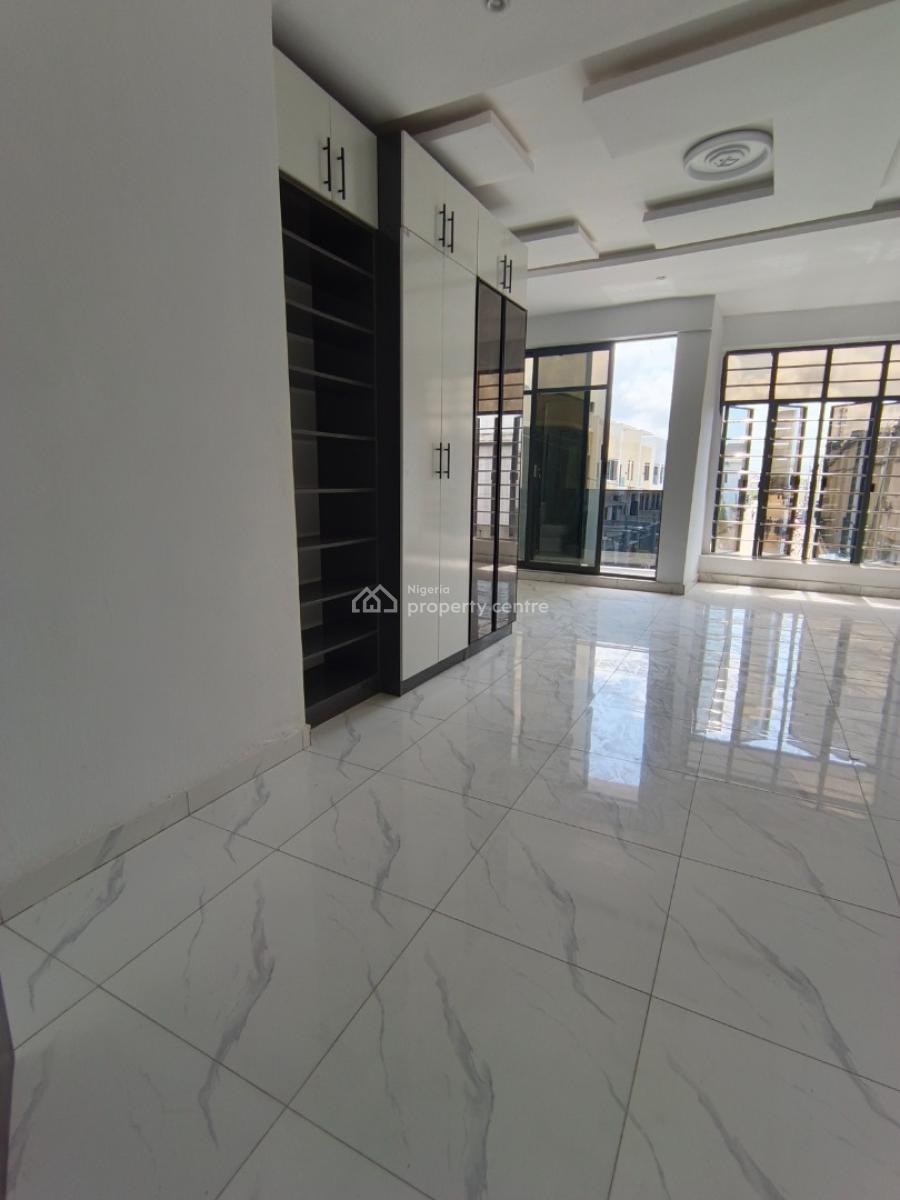 This Beautifully Built 4-bedroom Semi-detached Duplex with Separate En, Ikota, Lekki, Lagos, Semi-detached Duplex for Sale