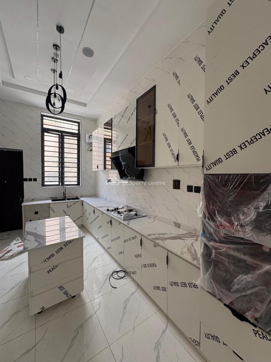 Beautifully Crafted 5 Bedroom Home, Blenco Axis, Sangotedo, Ajah, Lagos, Detached Duplex for Sale