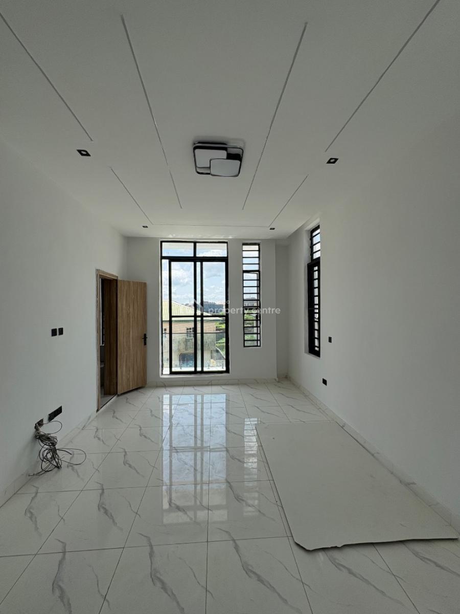 Beautifully Crafted 5 Bedroom Home, Blenco Axis, Sangotedo, Ajah, Lagos, Detached Duplex for Sale