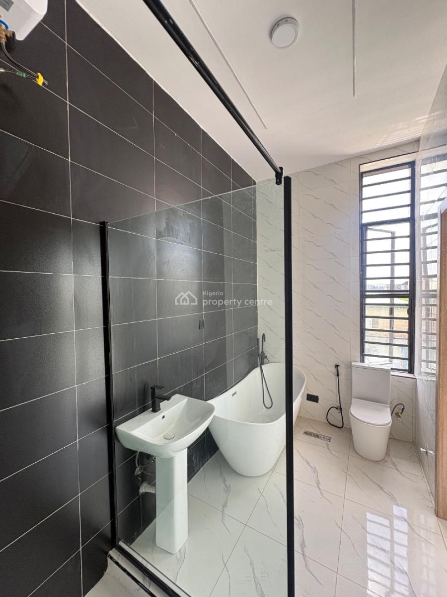 Beautifully Crafted 5 Bedroom Home, Blenco Axis, Sangotedo, Ajah, Lagos, Detached Duplex for Sale