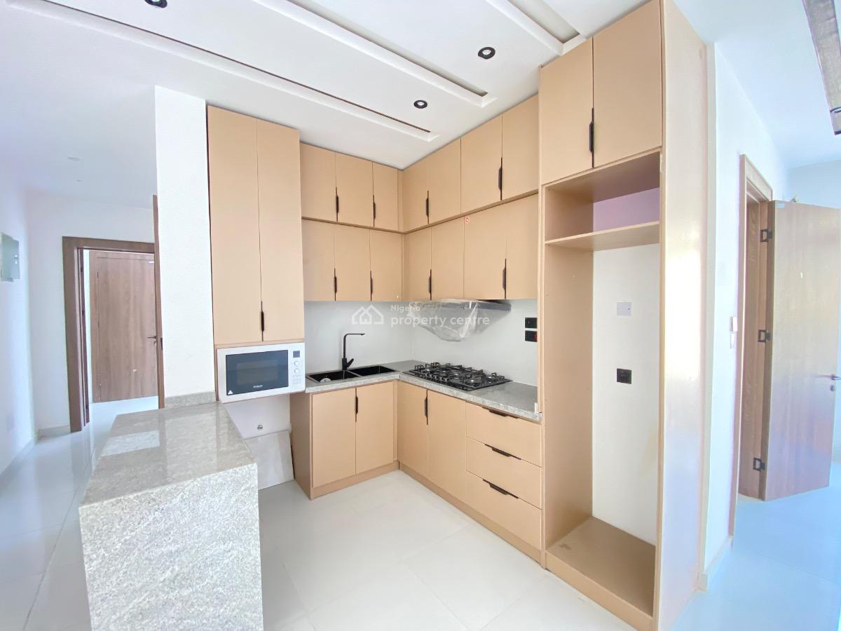 Contemporary 2 Bedroom Apartment, Lekki Phase 1, Lekki, Lagos, Flat / Apartment for Sale