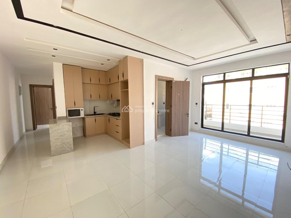 Contemporary 2 Bedroom Apartment, Lekki Phase 1, Lekki, Lagos, Flat / Apartment for Sale