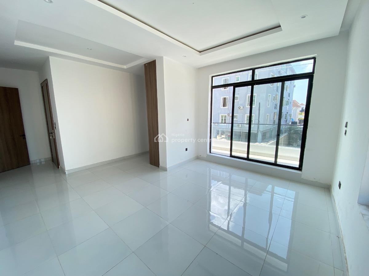 Contemporary 2 Bedroom Apartment, Lekki Phase 1, Lekki, Lagos, Flat / Apartment for Sale