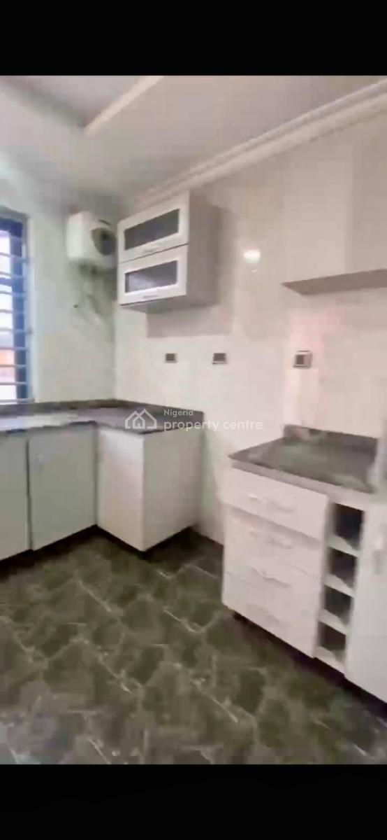 Luxury 3 Bedroom Apartment, Alpha Beach Road, Lekki, Lagos, Flat / Apartment for Rent