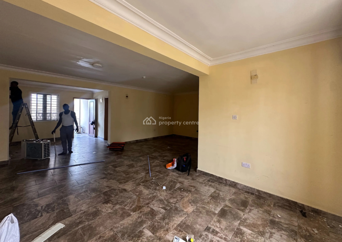 Spacious 3 Bedroom Apartment, Lekki Phase 1, Lekki, Lagos, Flat / Apartment for Rent