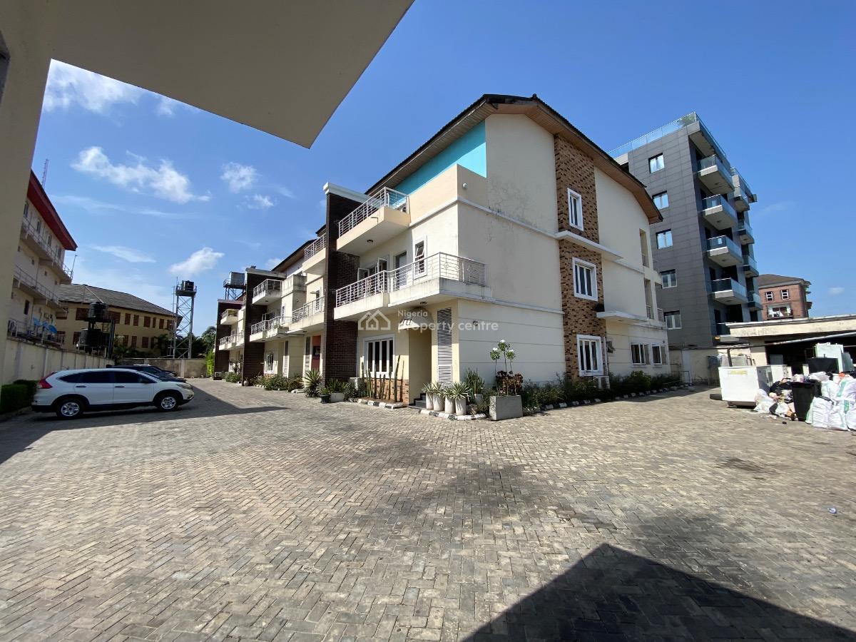 Contemporary 4 Bedroom Terraced Duplex with Bq Suitable for Commercial, Admiralty, Lekki Phase 1, Lekki, Lagos, Terraced Duplex for Rent