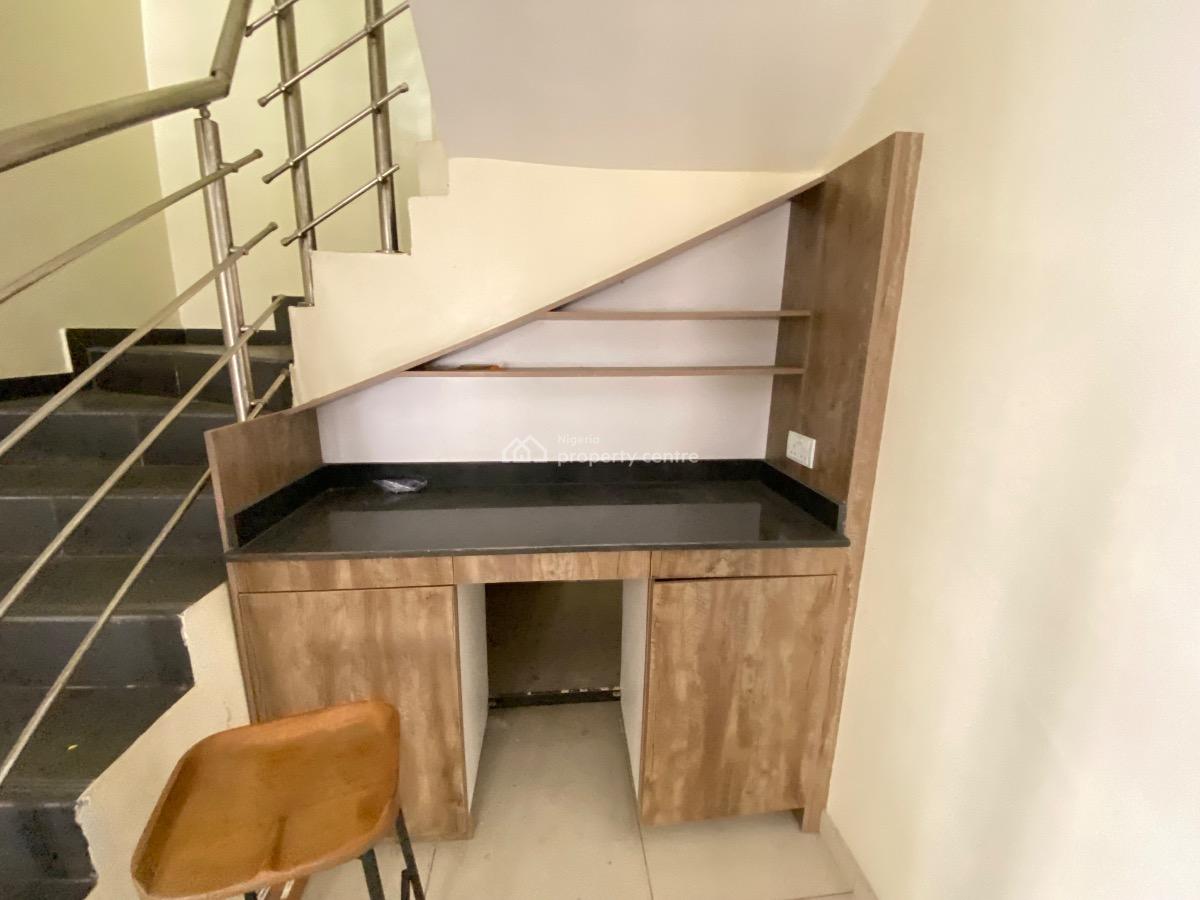 Contemporary 4 Bedroom Terraced Duplex with Bq Suitable for Commercial, Admiralty, Lekki Phase 1, Lekki, Lagos, Terraced Duplex for Rent