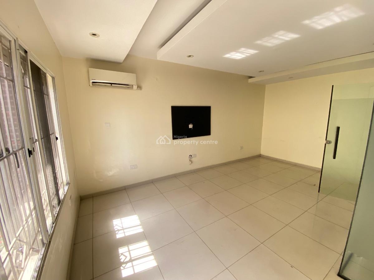 Contemporary 4 Bedroom Terraced Duplex with Bq Suitable for Commercial, Admiralty, Lekki Phase 1, Lekki, Lagos, Terraced Duplex for Rent