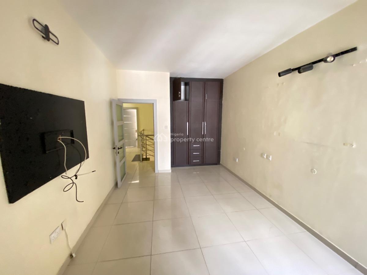 Contemporary 4 Bedroom Terraced Duplex with Bq Suitable for Commercial, Admiralty, Lekki Phase 1, Lekki, Lagos, Terraced Duplex for Rent