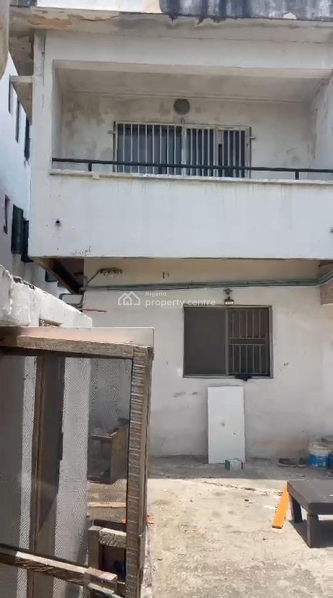 9 Bedroom Detached Duplex, Victoria Island (vi), Lagos, Restaurant / Bar for Rent