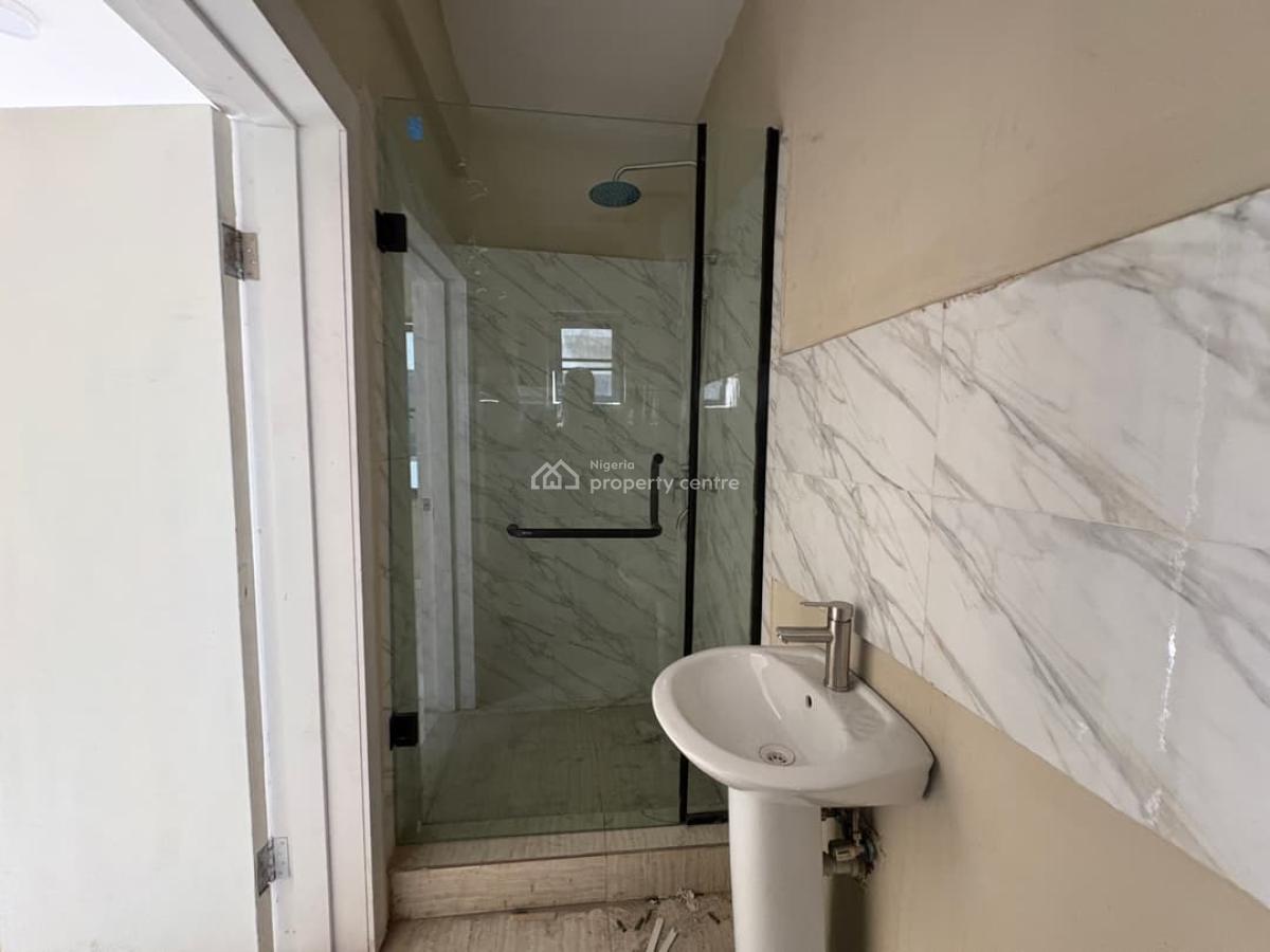 Newly Built 2 Bedroom Apartment, Surulere, Lagos, Flat / Apartment for Sale