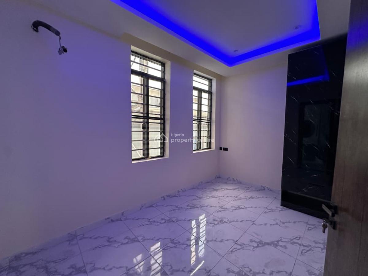 Newly Built 2 Bedroom Apartment + Bq, Lekki Phase 1, Lekki, Lagos, Flat / Apartment for Sale