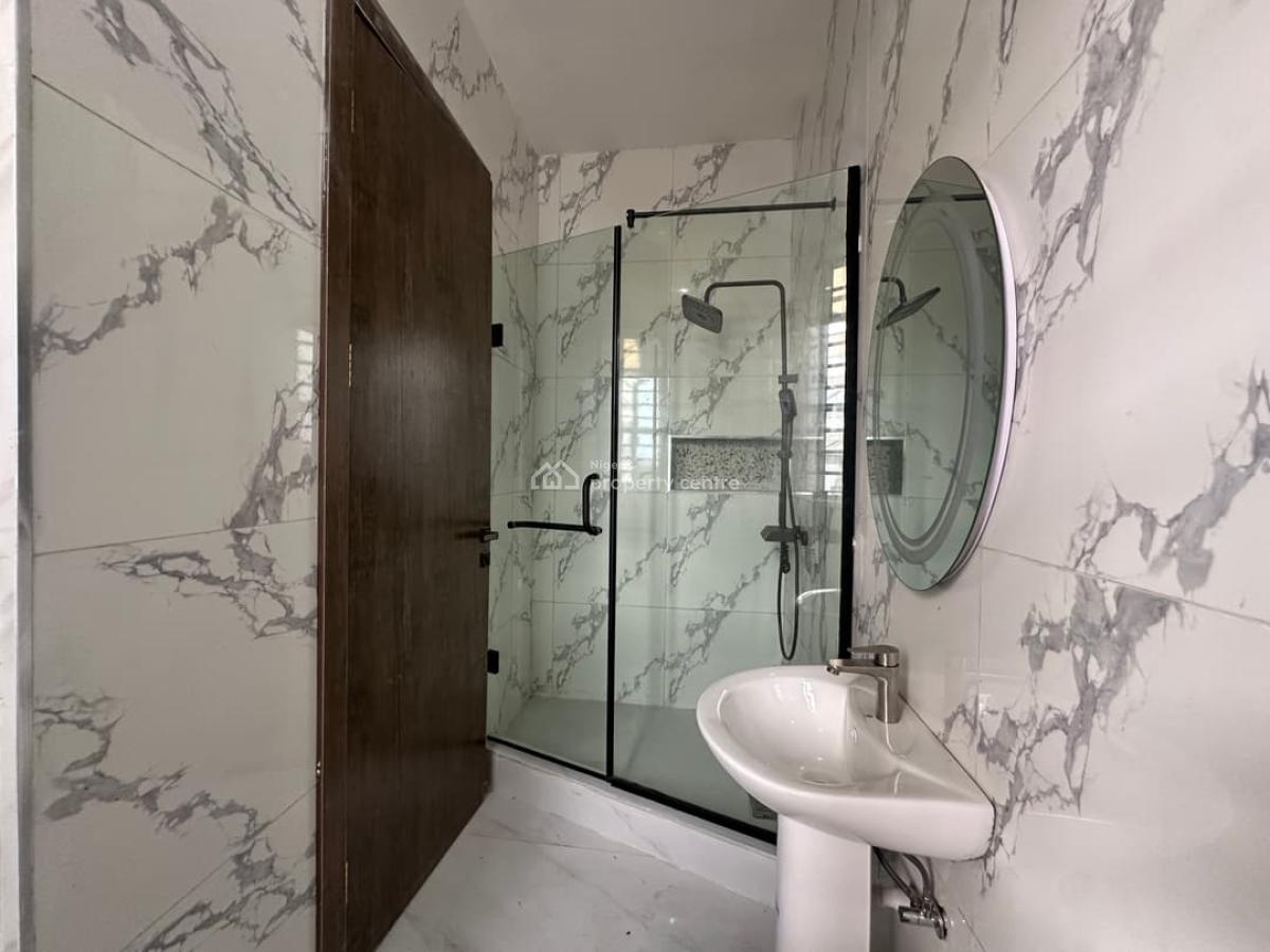 Newly Built 2 Bedroom Apartment + Bq, Lekki Phase 1, Lekki, Lagos, Flat / Apartment for Sale