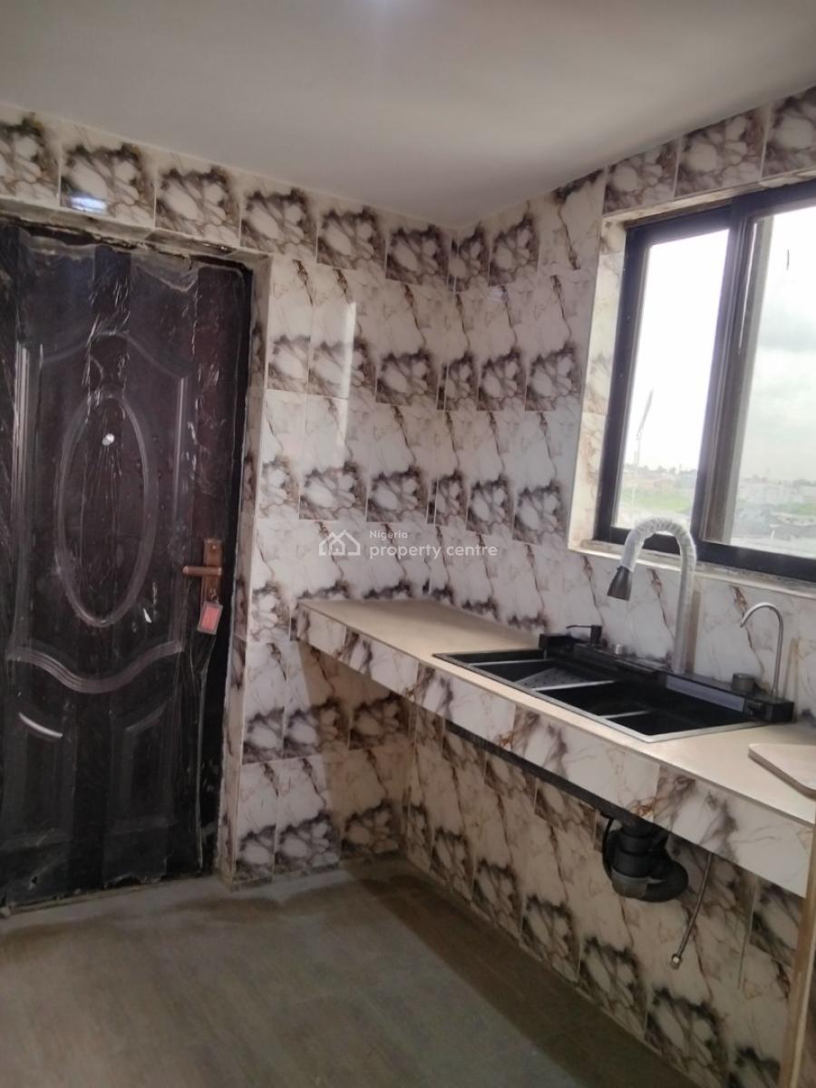 1 Bedroom Flat Penthouse, Mende, Maryland, Lagos, Mini Flat (room and Parlour) for Rent