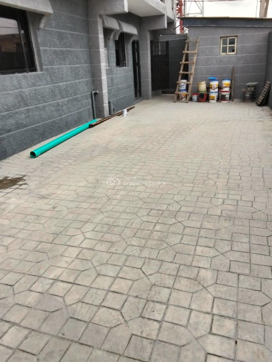 1 Bedroom Flat Penthouse, Mende, Maryland, Lagos, Mini Flat (room and Parlour) for Rent