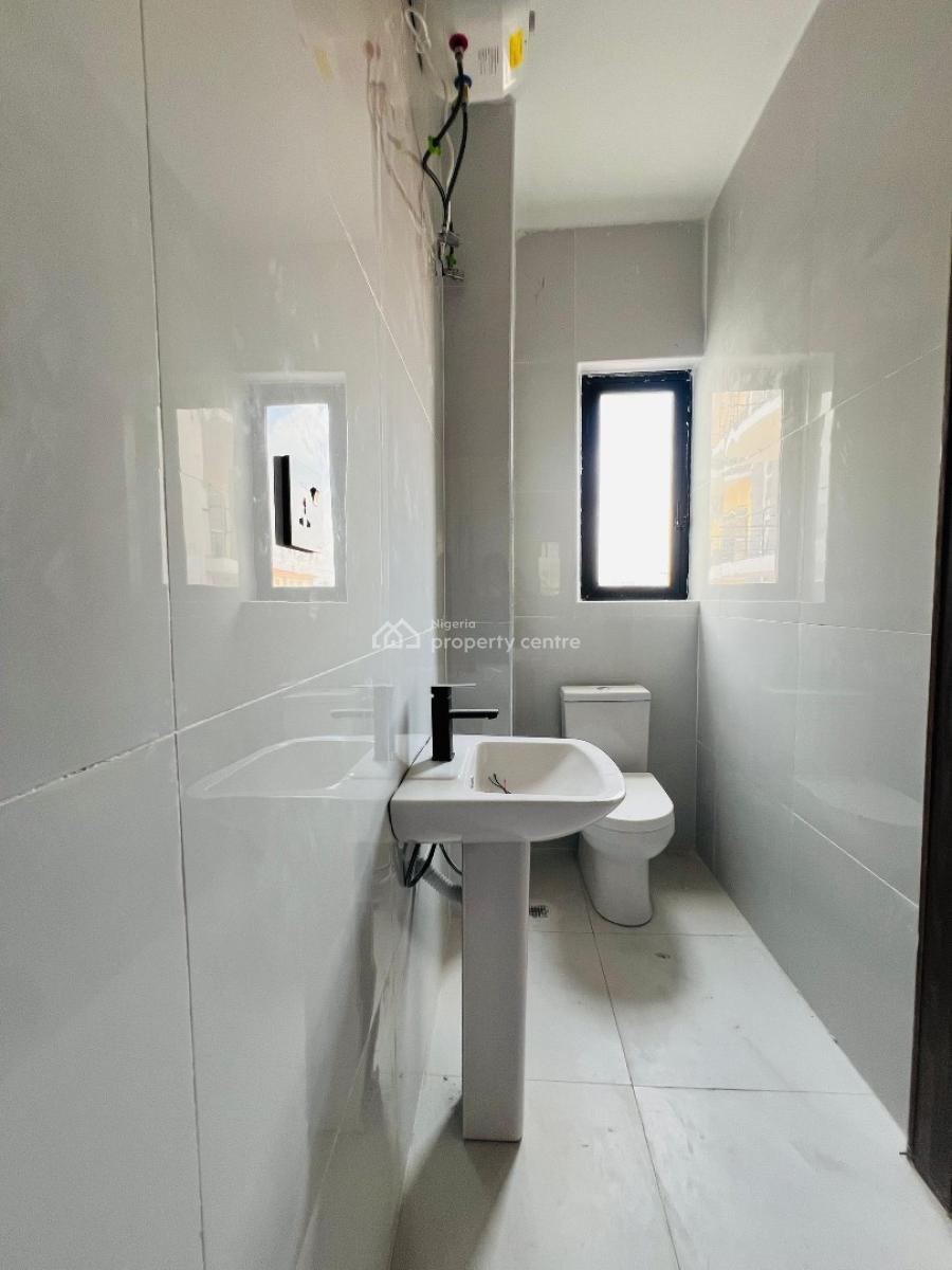 Magnificently Crafted 2bedroom Apartment, Lekki Phase 1, Lekki, Lagos, Flat / Apartment for Sale