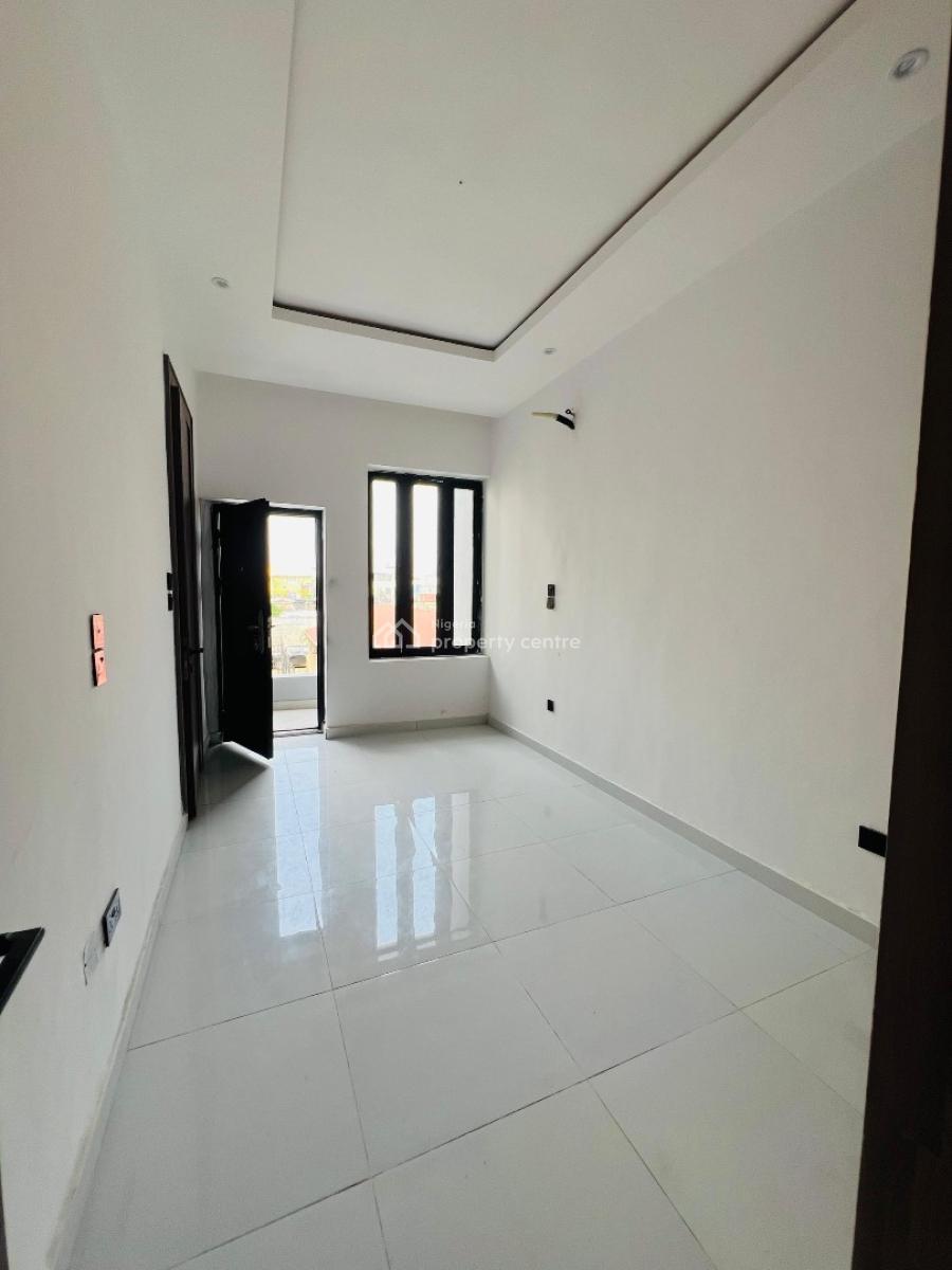 Magnificently Crafted 2bedroom Apartment, Lekki Phase 1, Lekki, Lagos, Flat / Apartment for Sale