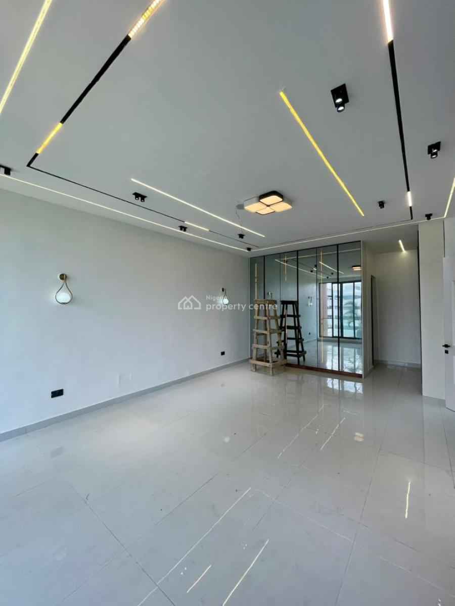 5 Bedroom Duplex with Bq and Self/private Compound, Lekki Phase 1, Lekki, Lagos, Detached Duplex for Sale