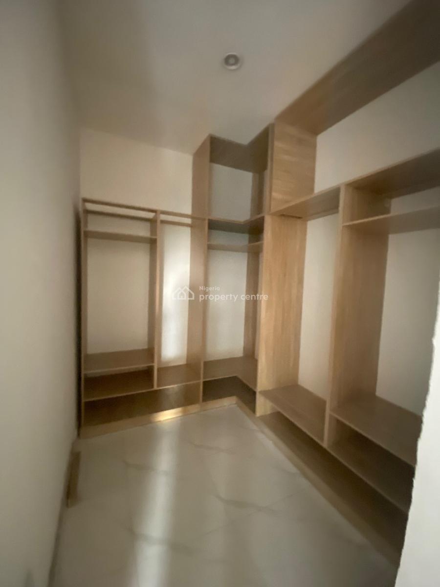 Magnificent 3 Bedroom, Fountain Court  Close to Abraham Adesanya, Ajah, Lagos, Terraced Duplex for Rent