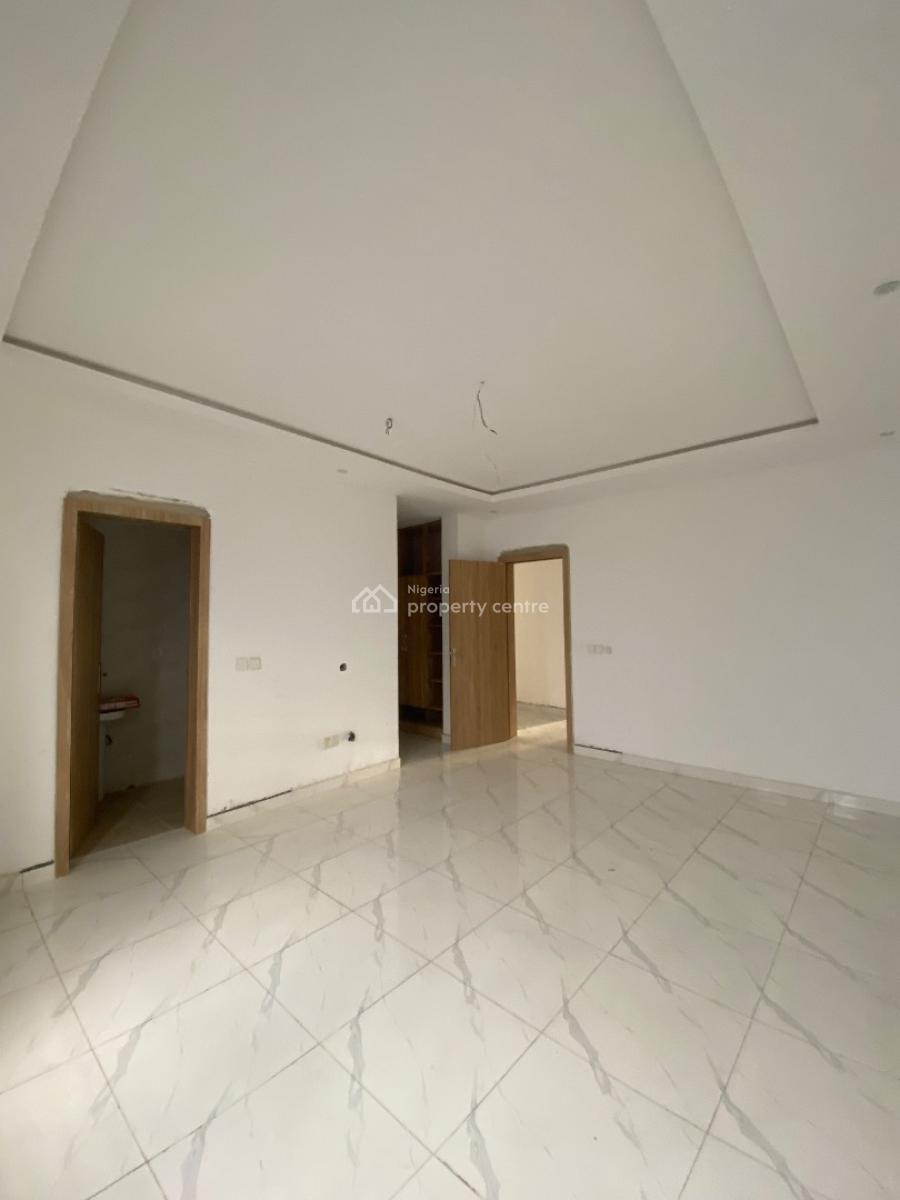 Magnificent 3 Bedroom, Fountain Court  Close to Abraham Adesanya, Ajah, Lagos, Terraced Duplex for Rent