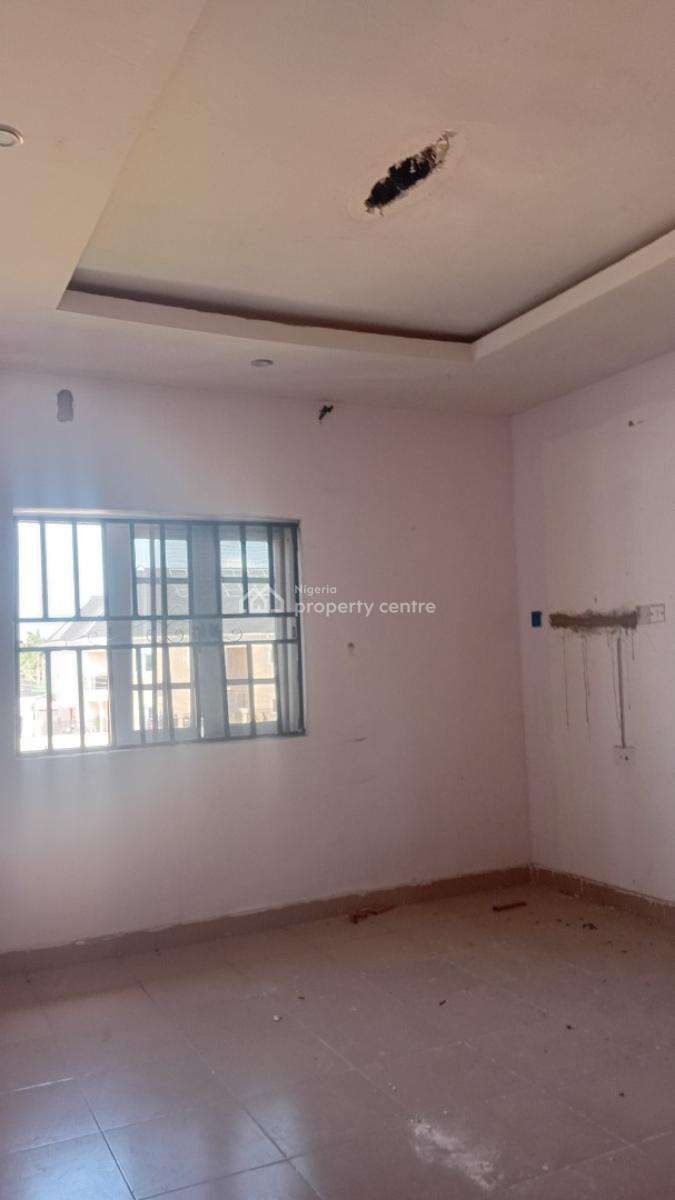 Specious 2 Bedroom Apartment, 20 David Mark Street, Peace Estate, Badore, Ajah, Lagos, Flat / Apartment for Rent