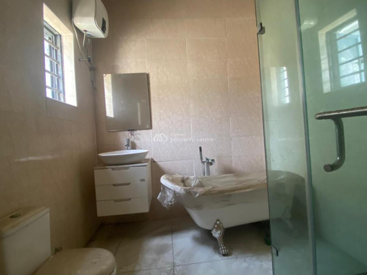 5 Bedrooms  Detached Duplex with Bq, Orchid, Lekki, Lagos, Detached Duplex for Sale